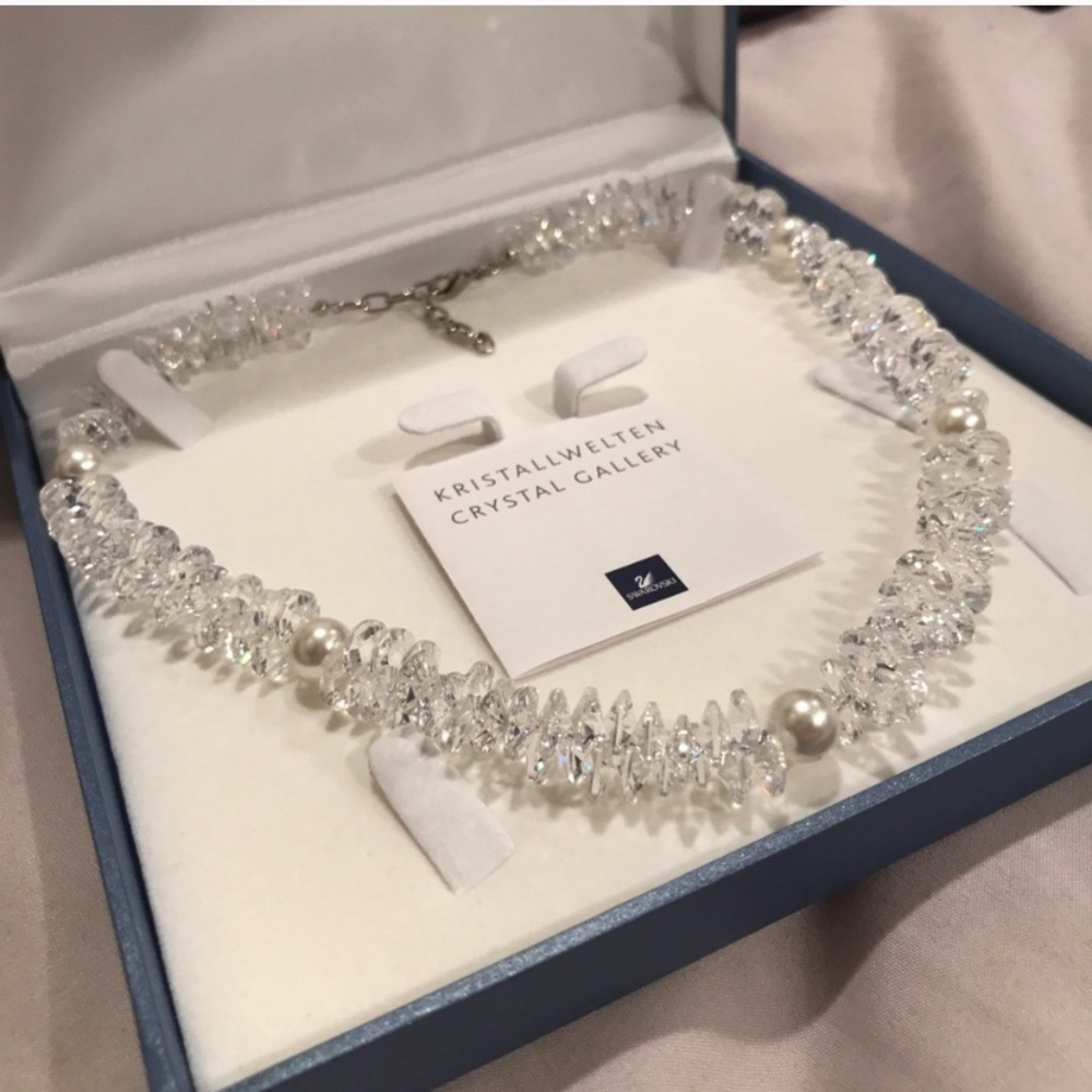 Swarovski Necklace With Pearls